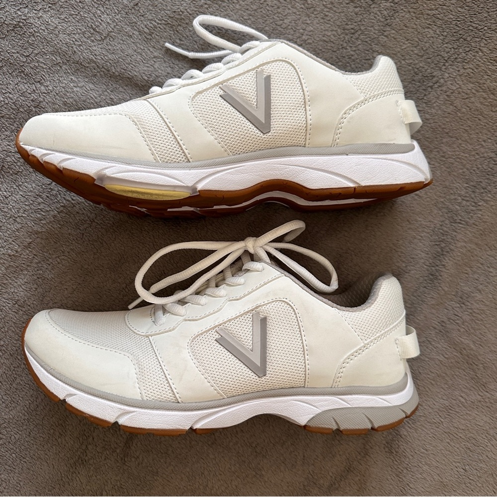 Vionic Women's White Sneakers with Light Gray Accents